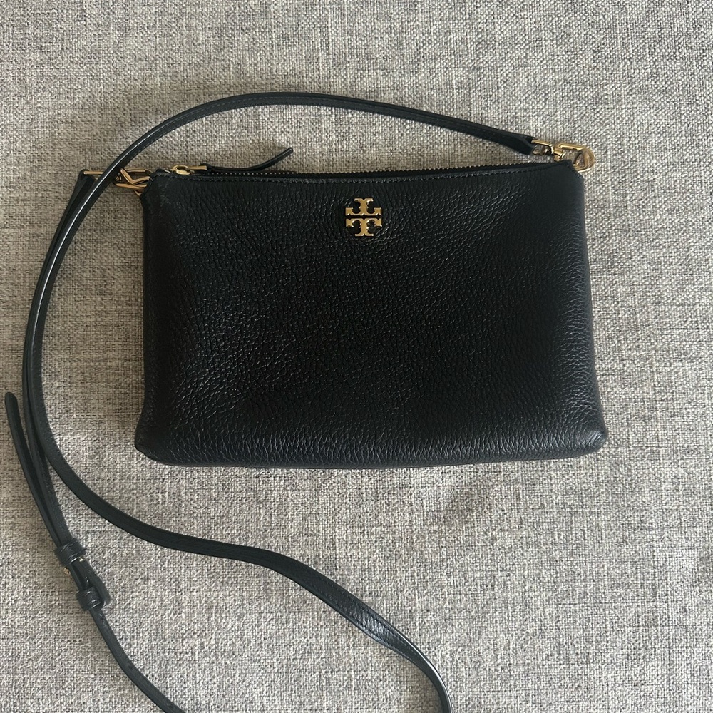 Tory Burch Mercer Pebbled Zip Crossbody Bag
